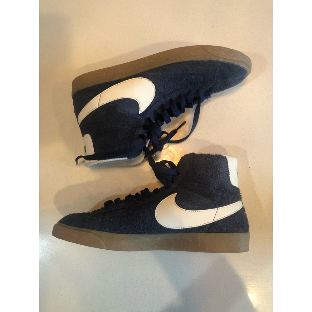 Nike high top sneakers